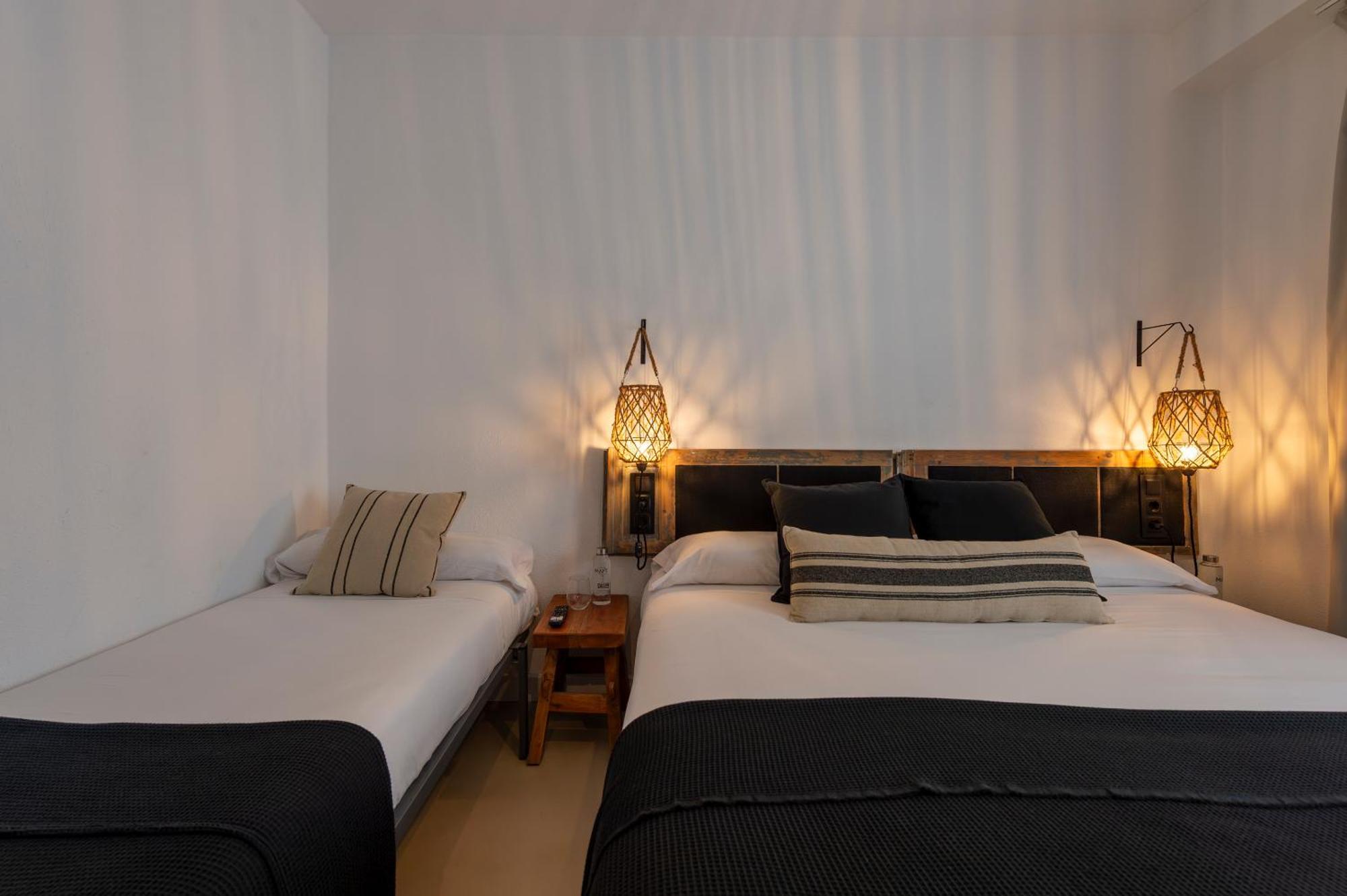Hostal Boutique Es Menut Tossa de Mar Luaran gambar